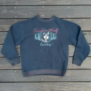 Navy blue Vintage 90s Timber Wolf Country Embroidered Croft & Barrow Sweatshirt thumbnail 1
