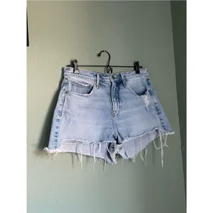 Good American 90s Denim Shorts Size 6/28 Light Wash thumbnail 4
