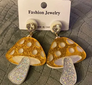 Boutique Earrings Kawaii Gold Mushroom thumbnail 1