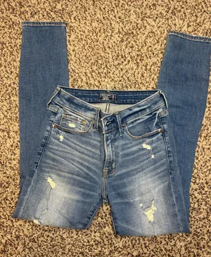 Abercrombie & Fitch Super Skinny Jeans thumbnail 1