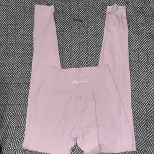 Alphalete Leggings thumbnail 2