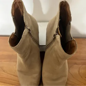 Lucky‎ Brand Womens Size 6.5 M Beige Leather Zip Ankle Fashion Boots thumbnail 6