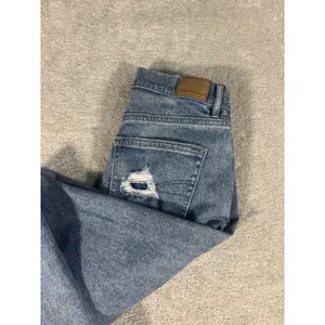 American Eagle Highest Rise 90s Boyfriend Jeans Womens 4 Reg Blue‎ Distressed thumbnail 2