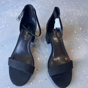 madden girl Ileana Women's Dress Sandals sz 7w. Black #0006 thumbnail 4