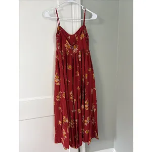 Free People Red What‎ is Love Floral Wide Leg V-Neck Jumpsuit Size 0 thumbnail 4