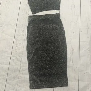 Love culture silver two piece bra and pencil skirt thumbnail 5