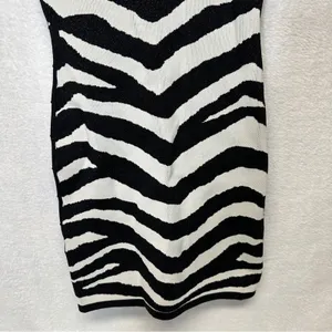 Forever 21 Black & White Zebra Print Sleeveless Bodycon Dress Size M‎ thumbnail 3