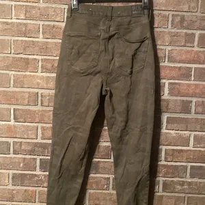 American eagle camo green distressed curvy super high rose jeggings thumbnail 2