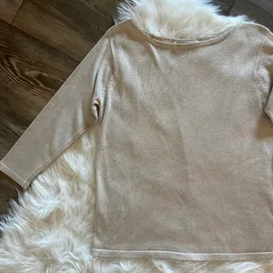 Kevo Vintage Gold Sparkle Silk-Blend Sweater Top thumbnail 2
