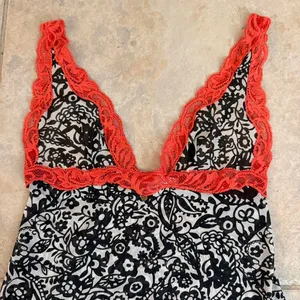 Victoria's Secret Black and White Slip with Orange Lace Trim Size Small thumbnail 2