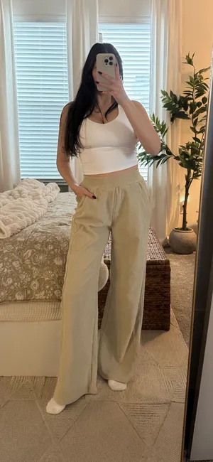 Halara Sweat pants thumbnail 2
