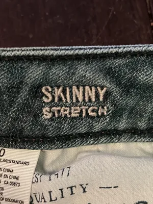 American Eagle Outfitters Skinny Jeans Womens 10 Med Wash Distressed Denim thumbnail 8
