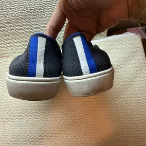 Rothy’s Womens Sneakers 8 Black Slip-On Shoes thumbnail 6