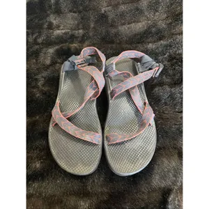 Chacos Z1 Classic Shoes Size 11 Black Red Sandals Hiking Outdoor Performance thumbnail 2