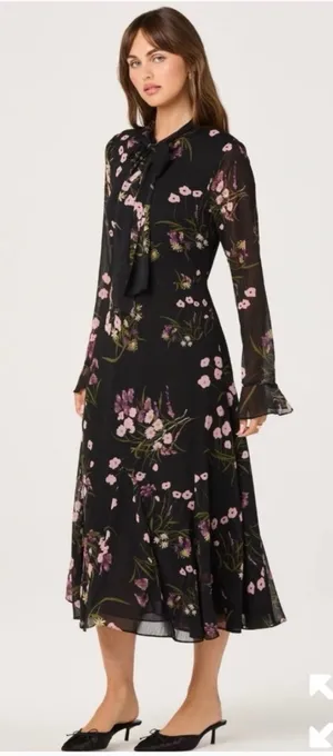 NWT ASTR The Label Tie-Neck Ruffled Floral Midi Dress M modest thumbnail 1