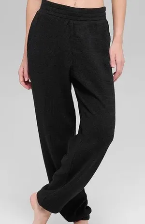 Alo Yoga Waffle Weekend Escape Jogger Black S thumbnail 1