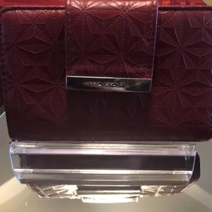 Tahari Burgundy Wallet Identity Protect Zip And Snap Closure thumbnail 2