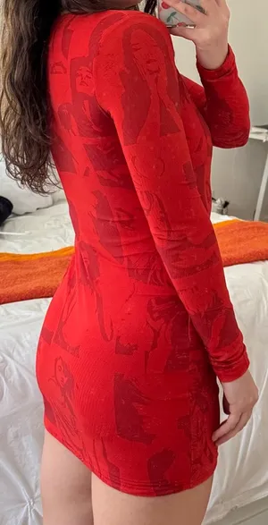 Edikted Red Dress Cut-Out thumbnail 2