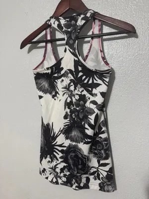 Lululemon Brisk Bloom Black White Cool Racerback Athletic Yoga Tank Top thumbnail 2