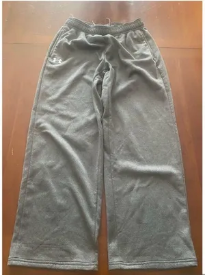 Under Armour sweats are a size Small Petite. thumbnail 11