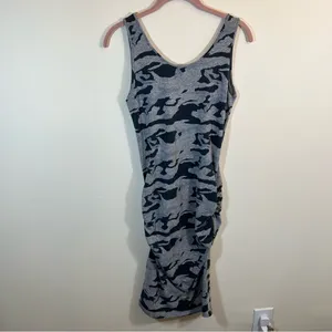 ✨‎ Monrow Camo Fitted Midi Dress Gray Black Small thumbnail 8