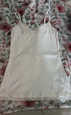 Hollister Lace Trim Tank Top thumbnail 1
