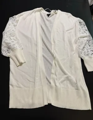 Torrid White Lace Sleeve Open Front Cardigan Plus Size 3 3X Longline Sweater thumbnail 1