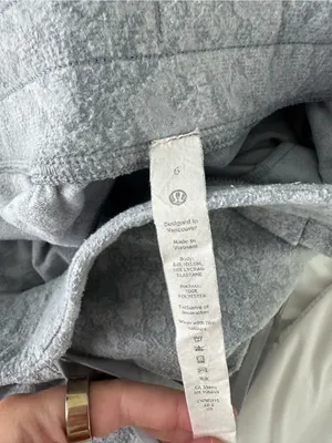 Lululemon Light Gray Sweatpants - Size 6 thumbnail 2