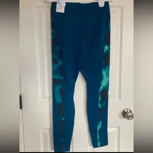 New Nike leggings thumbnail 2