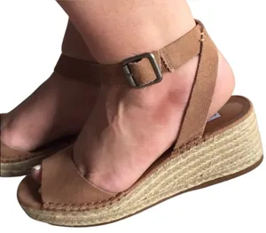Steve Madden Green Suede/Leather Wedge Heel Open Toe Sandals (Size 8.5M) thumbnail 1
