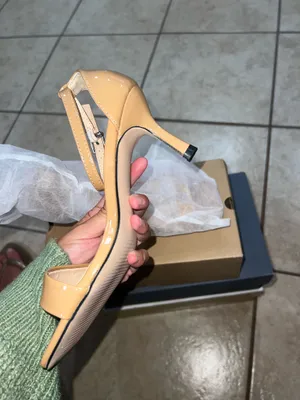 Heels Tan Size 7.5 thumbnail 3