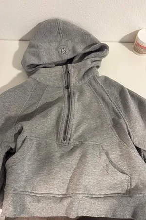 Lululemon Cropped Scuba Hoodie Half-Zip thumbnail 1