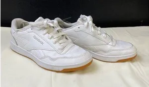 Reebok Women's Club MEMT Leather White Sneakers / Shoes Size 8 SKU 6009 thumbnail 1