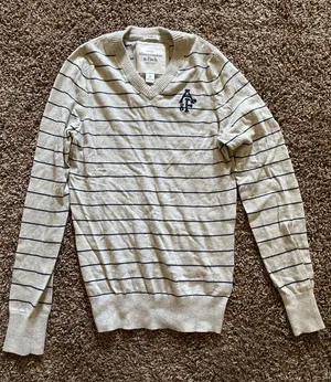 Abercrombie Long Sleeve thumbnail 1