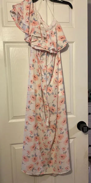 Francesca's Floral Sundress thumbnail 1