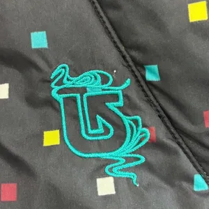 Burton Dryride‎ Puffer Vest Womens Medium Black Multicolor Square Print Hooded thumbnail 4