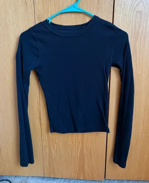 Hollister Ribbed Long Sleeve Black thumbnail 1