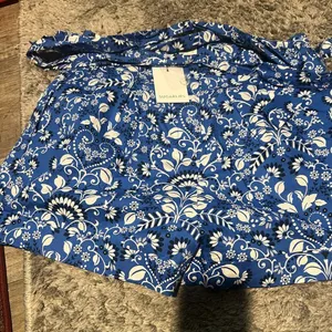 NWT Sugar + Lips large‎ shorts thumbnail 1