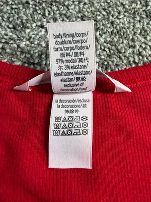 Victoria’s Secret Red Ribbed Tank Top Logo Y2K Basic Size Medium thumbnail 4