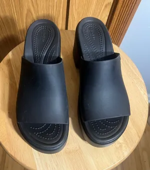 CROCS Black Women's Platform Slide Sandals thumbnail 1