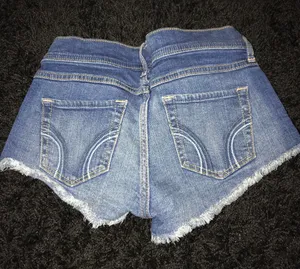 Jean Shorts thumbnail 2