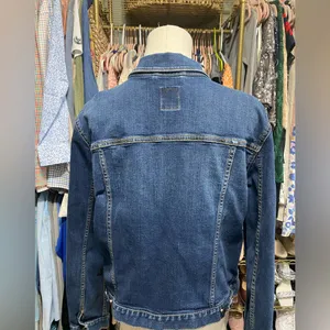 GAP Women's Icon Denim Trucker Jacket Medium Indigo Wash Stretch Size XL thumbnail 4
