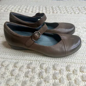 DANSKO Women’s 41 10.5 Fawna Mary Jane Wedge Comfort Shoe Chestnut Brown thumbnail 3
