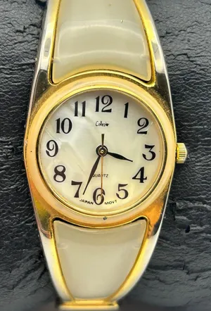 Collezier Two-tone Mother Pearl Dial Women’s Cuff Watch Working New Battery thumbnail 1