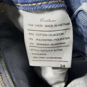 KanCan Maurices Women Size 24 Light Wash Flare Jeans Raw Hem Stretch Blue Denim thumbnail 7