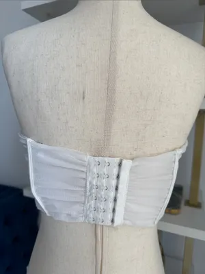 Tic Toc Strapless White Structured Bustier Top thumbnail 3