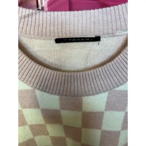 Tahari Pink Cream Checkered Crew Neck Long Sleeve Knit Sweater Pullover RN93178 thumbnail 2