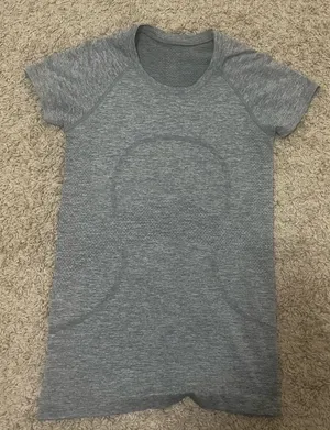 Lululemon Swiftly Tech 2.0 Short Sleeve thumbnail 1