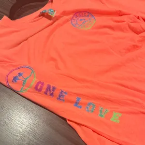 Coral Long Sleeve Pink Pineapple Tee Size Large thumbnail 4