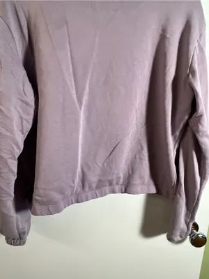 Champion Women’s Size Medium Boxy‎ Cropped Sweatshirt V-Neck Smoked Lilac Purple thumbnail 9